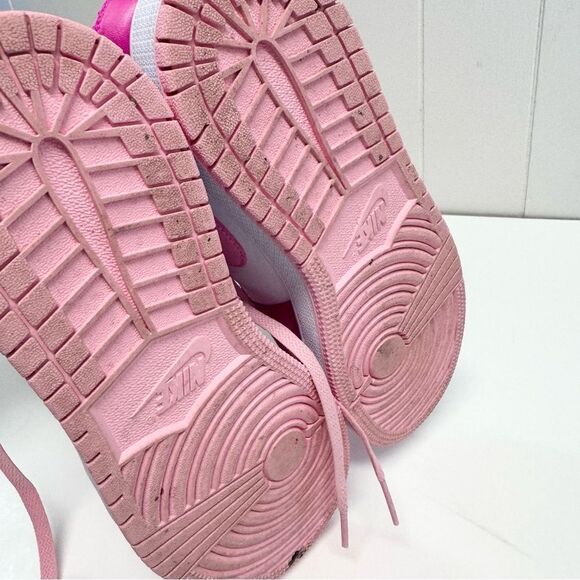 Nike Jordan 1 Mid GS White Soft Pink Size 6 Youth - Picture 6 of 10